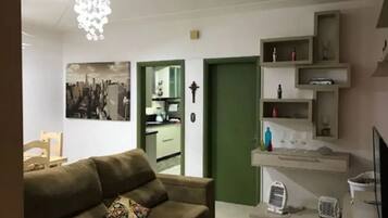 Apartment, 1 Double Bed, Non Smoking | Living room | TV