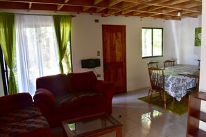 TV, DVD player - Ovahe (Hanga Roa)
