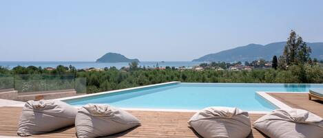 Außenpool (je nach Saison geöffnet)