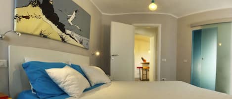 Suite Luxe, sauna, vue vallée | Literie de qualité supérieure, bureau