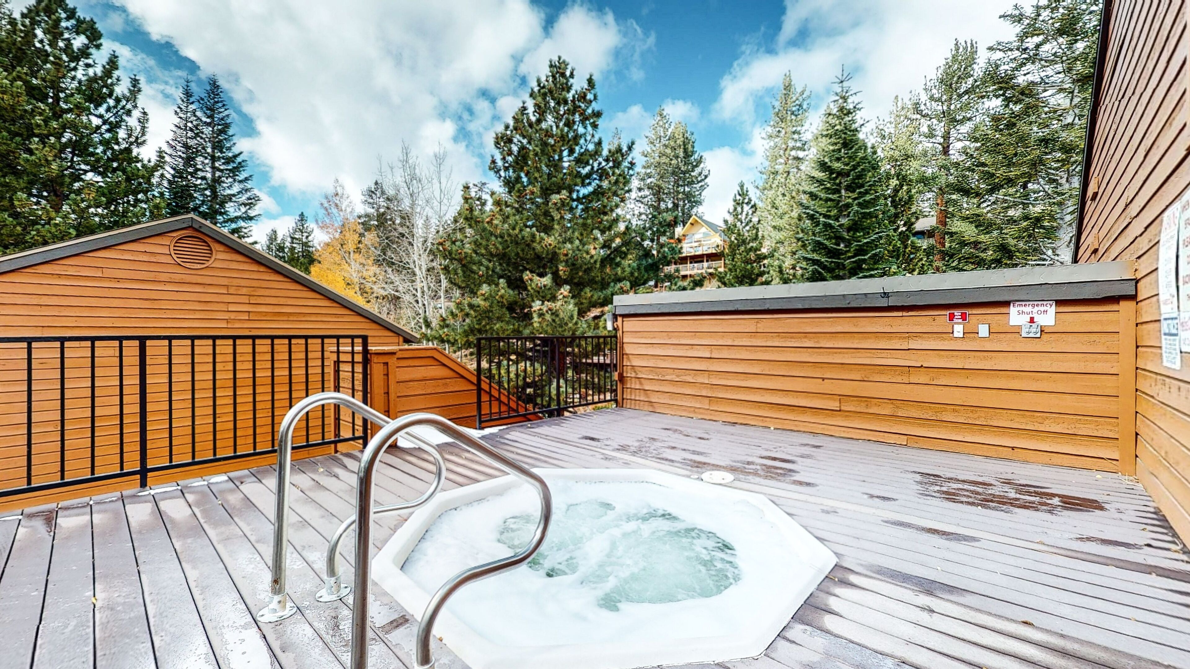Condo, 2 Bedrooms | Outdoor spa tub