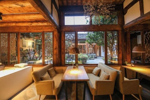 Tushengjin Hotel