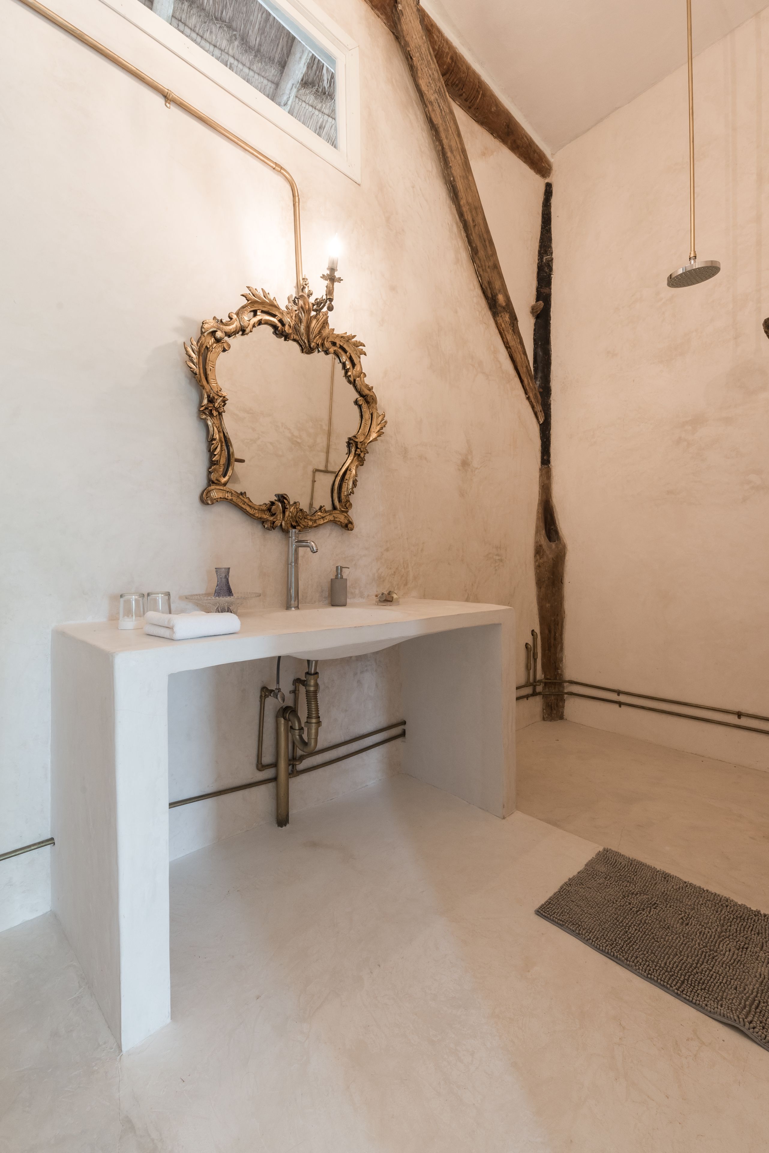 superior room king size bed with terrace, jungle view and rooftop | bathroom | shower, free toiletries, towels