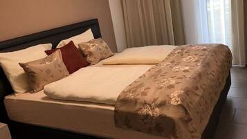 1 slaapkamer, hypoallergeen beddengoed, een kluis op de kamer