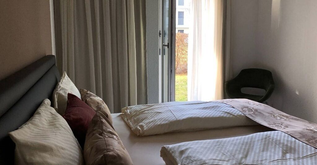 1 bedroom, hypo-allergenic bedding, in-room safe, blackout curtains