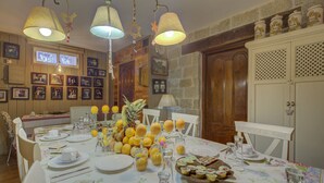 Dining - B&B Concha (Becerril de la Sierra)