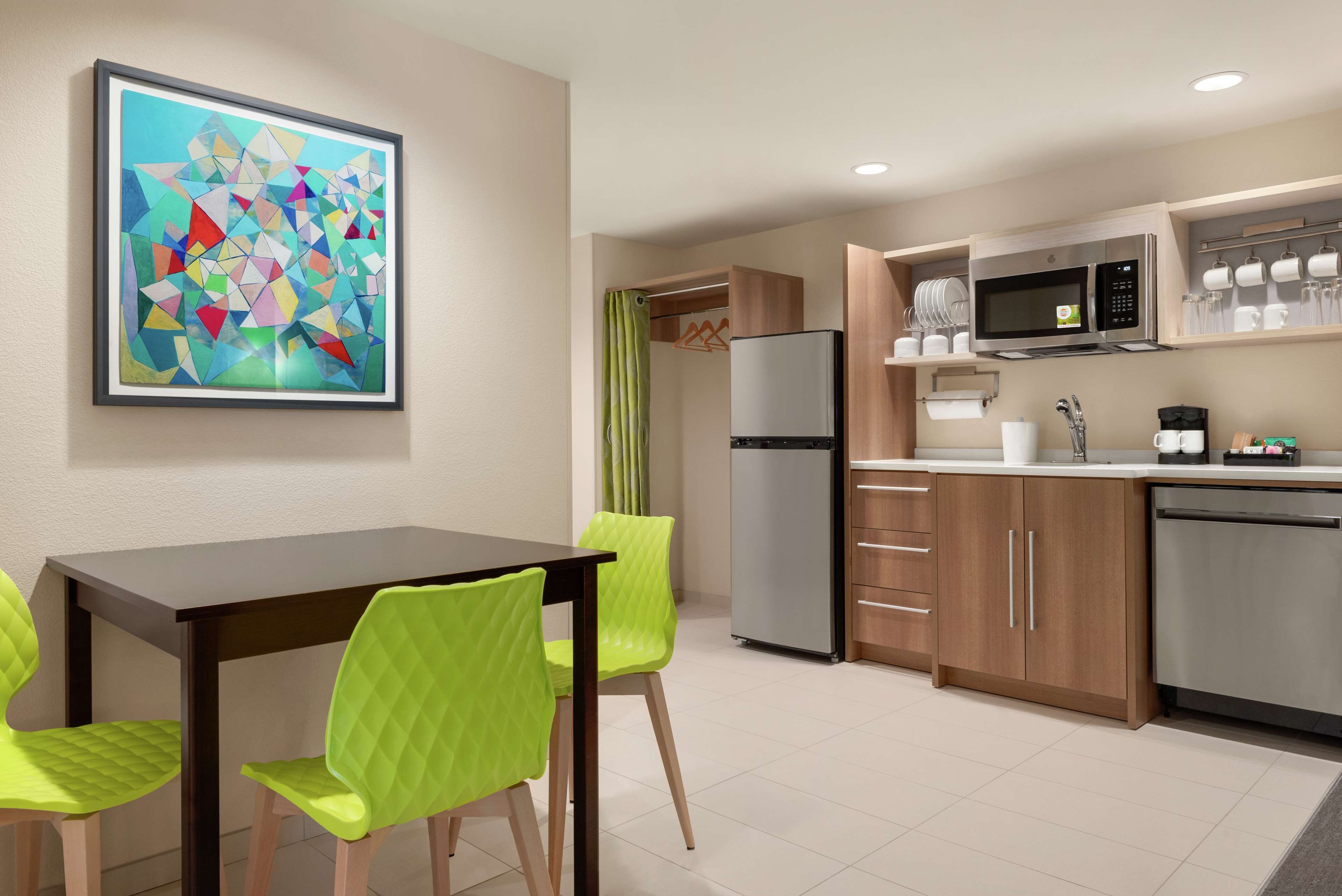 suite, 1 queen bed, accessible (hearing) | private kitchen | full-sized fridge, microwave, dishwasher, coffee/tea maker