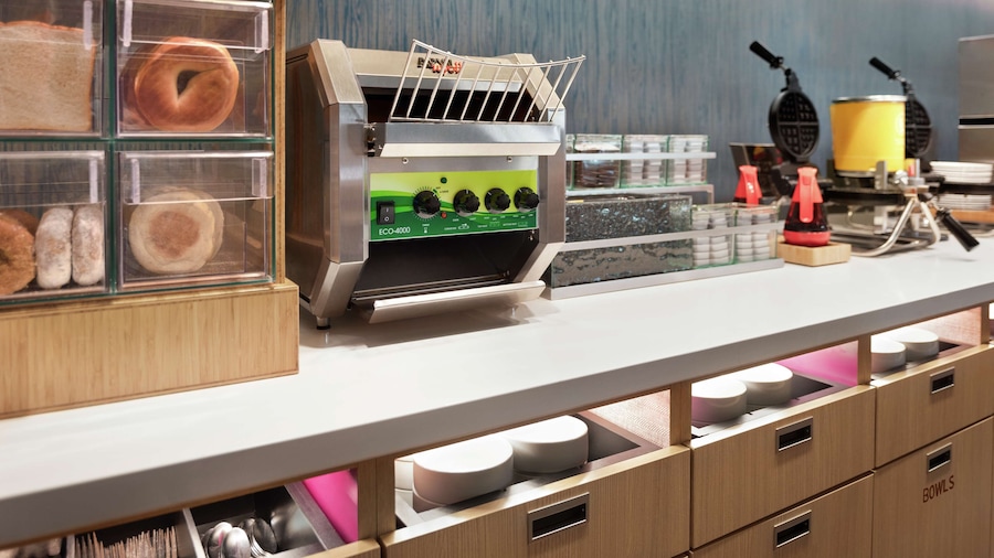 Home2 Suites by Hilton Overland Park