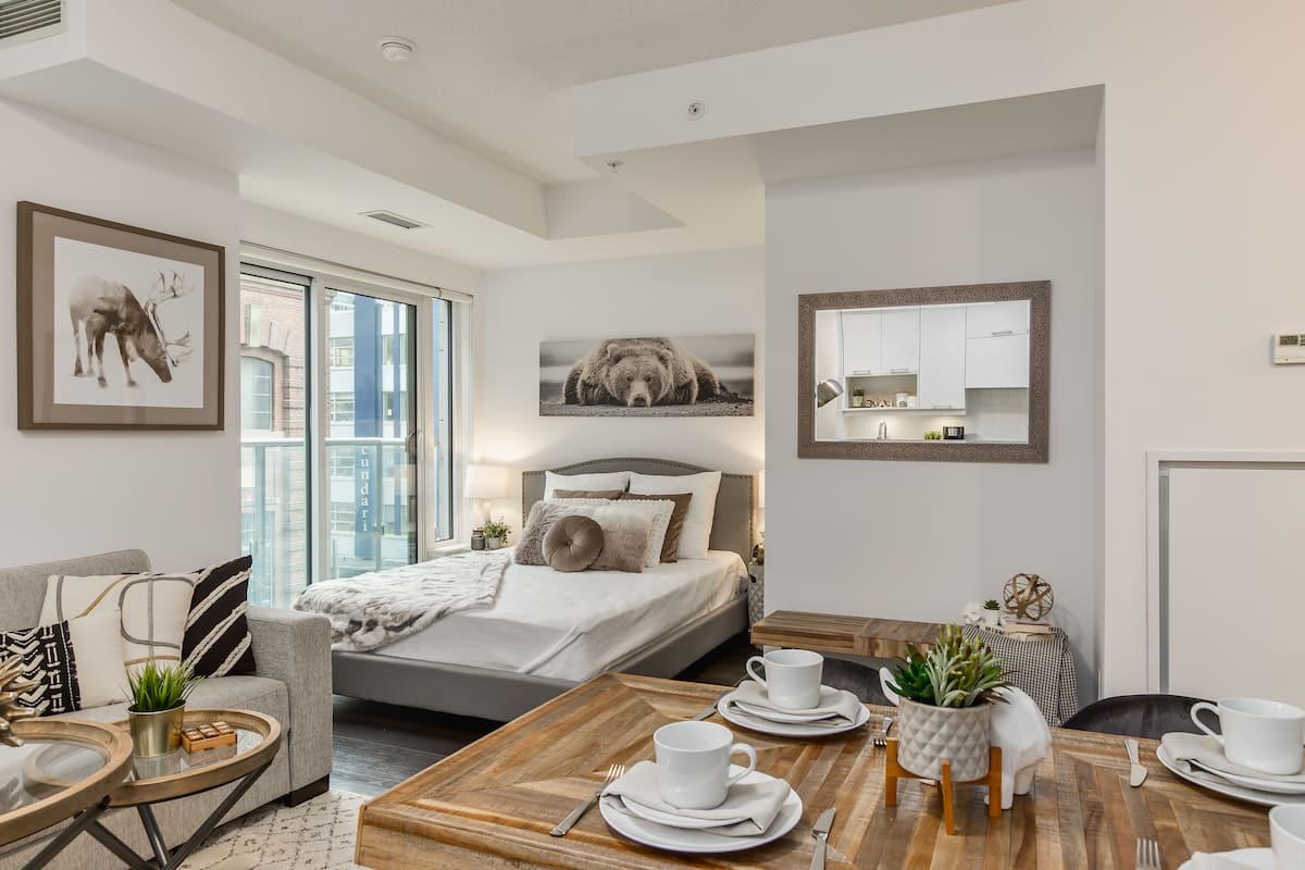 Apartment (1 Bedroom) | Living area | TV