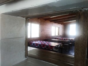 Basic Cabin - Espai Natural La Comanglora (Castelldans)