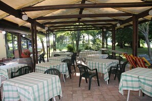 Restauration extérieure