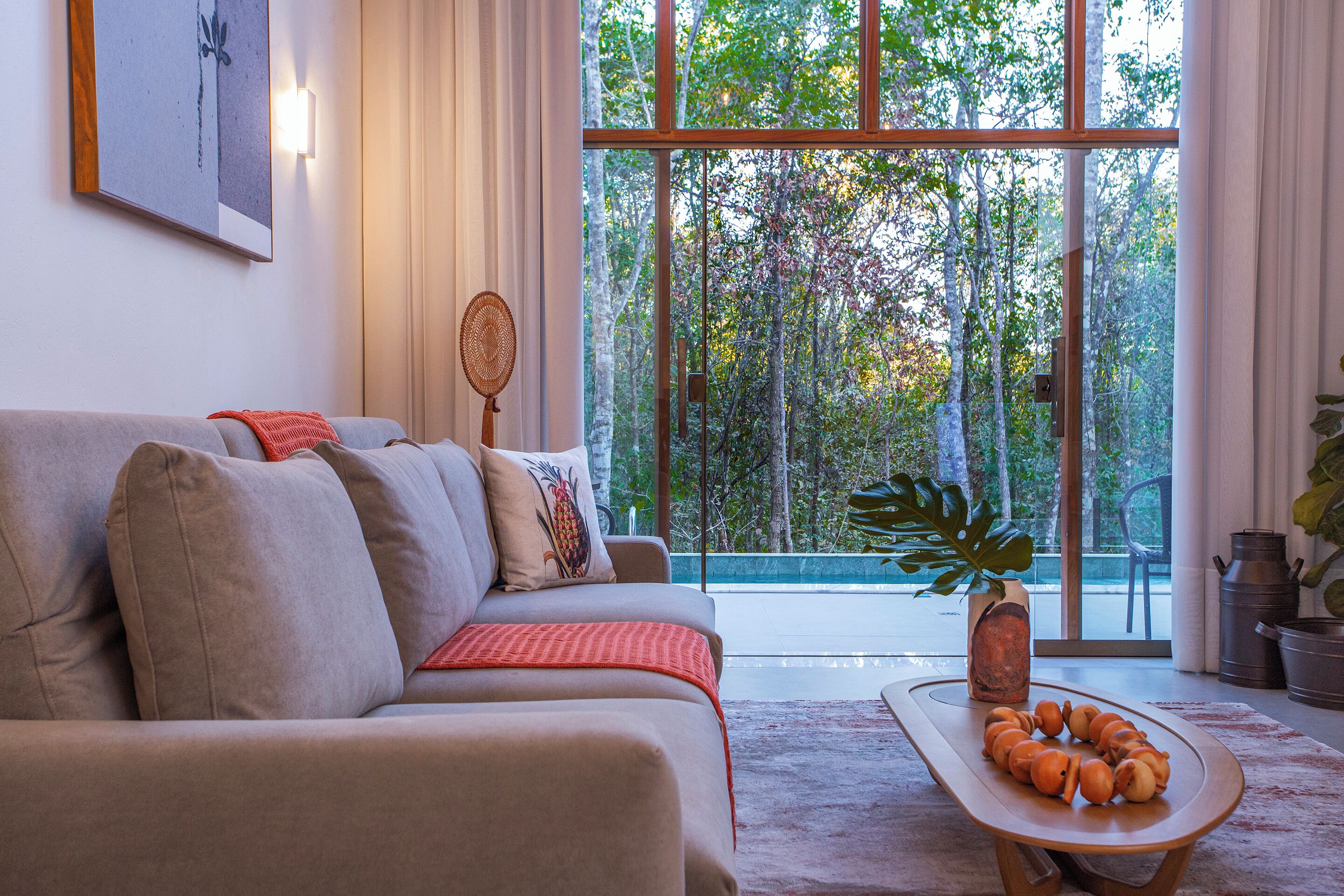 Bangalô Joias da Coroa | Área de sala de estar | Smart TV 