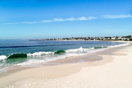 Beach nearby. Naéco