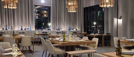 Här finns 4 restauranger som serverar frukost.