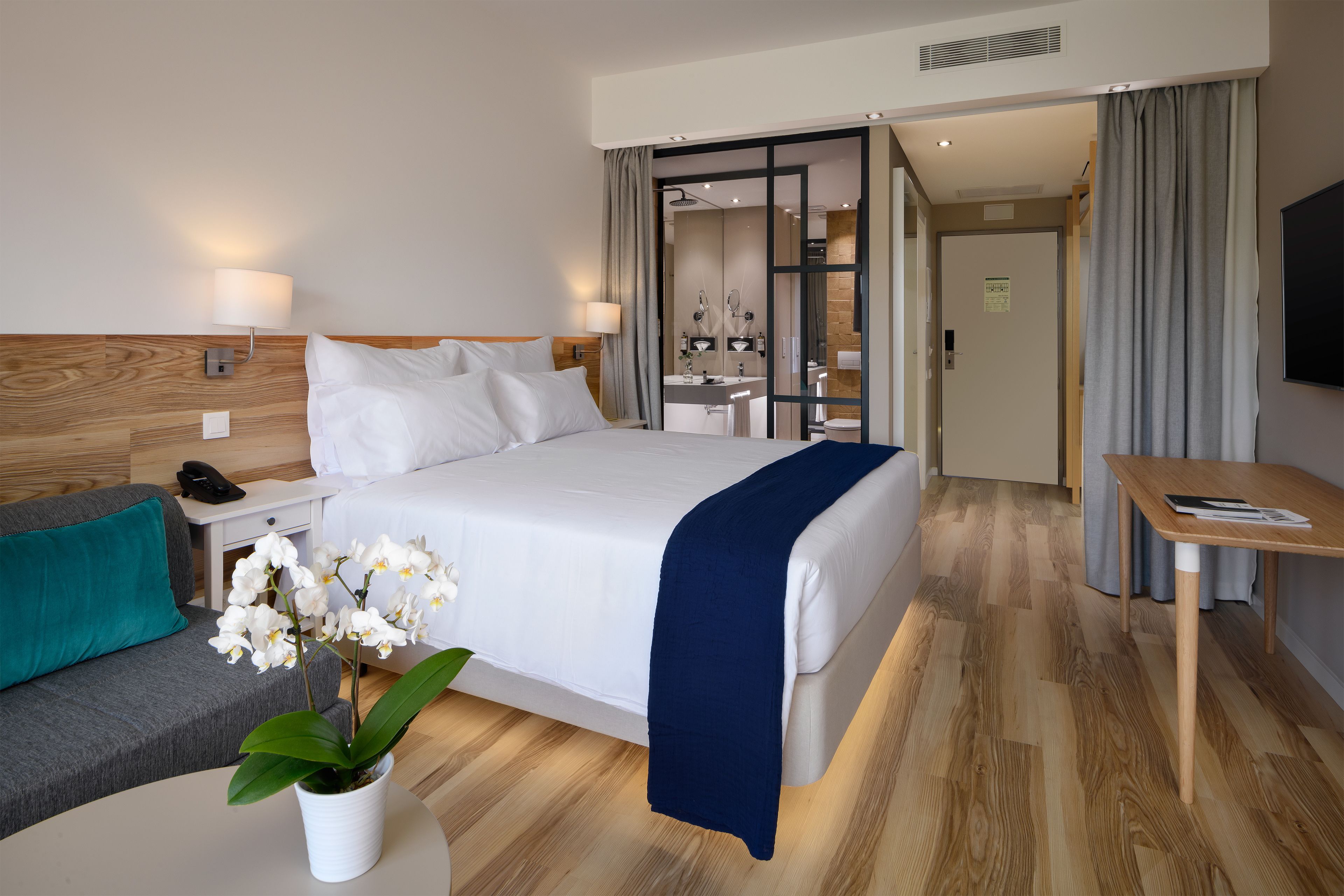 Minibar, in-room safe, desk, blackout curtains