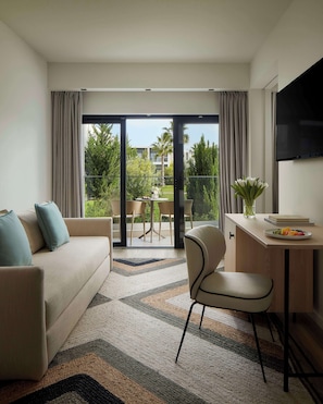 Minibar, in-room safe, desk, blackout curtains - Tivoli Alvor Algarve - All Inclusive Resort (Portimão)