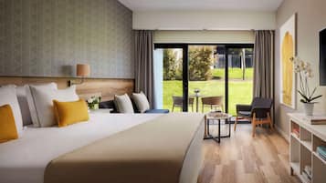 Minibar, in-room safe, desk, blackout curtains