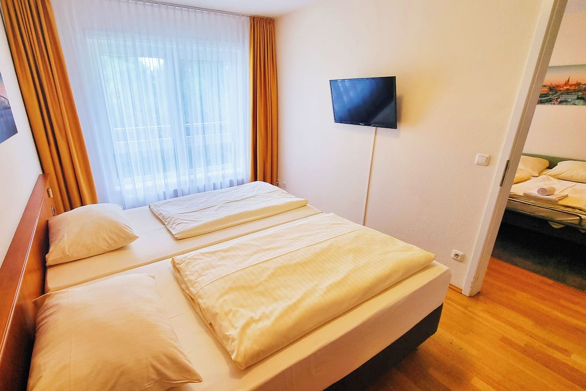 Bureau, chambres insonorisées, Wi-Fi gratuit, draps fournis