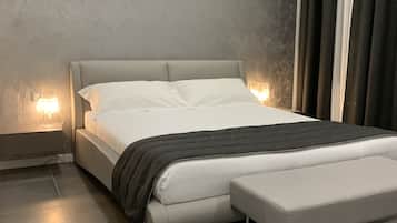 Basic Double Room | Egyptian cotton sheets, premium bedding, down duvets, in-room safe