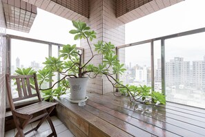 Quarto casal superluxo, 1 cama de casal, para não fumantes, vista para a cidade | Vista do quarto