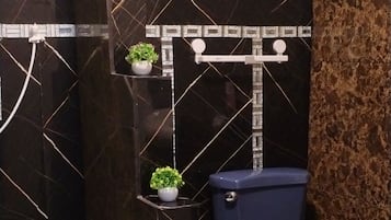 Standard Quadruple Room, Multiple Beds, Non Smoking | Laptop workspace, free WiFi, bed sheets