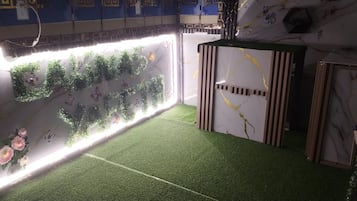 标准房, 多张床, 吸烟房, 花园景观 | 笔记本电脑工作区、免费 WiFi、床单