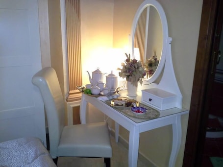 Triple Room, Private Bathroom | Room amenity