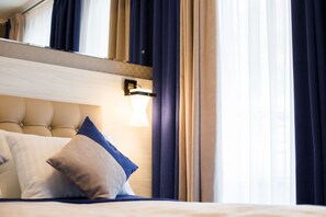 Suite, Non Smoking, Courtyard View | In-room safe, desk, iron/ironing board, rollaway beds - Antares Apart Hotel (Lviv)