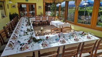 Mittagessen und Abendessen