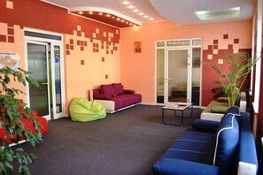 Sala de estar en el lobby