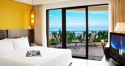 Golden Sunshine Tide Hotspring Resort