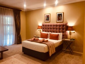 Peach Room | เตารีด/โต๊ะรีดผ้า, Wi-Fi ฟรี, ผ้าปูที่นอน