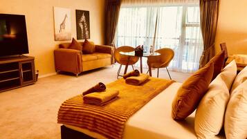 Iron/ironing board, free WiFi, bed sheets