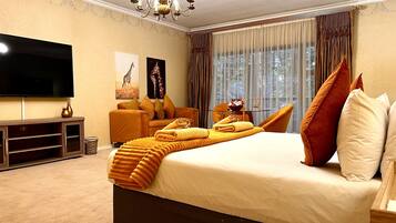 Iron/ironing board, free WiFi, bed sheets