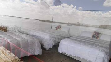 Familiekamer | Uitzicht vanuit de kamer