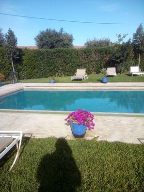 Utomhuspool
