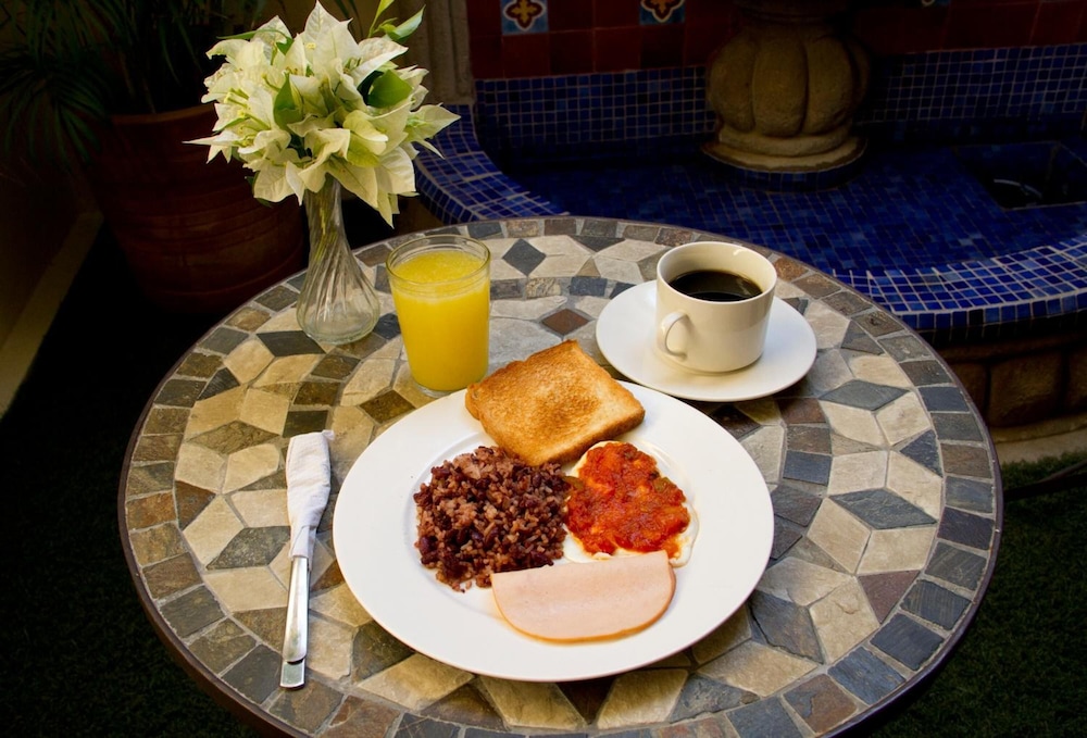 Colibrí Hotel y Desayuno photo 2