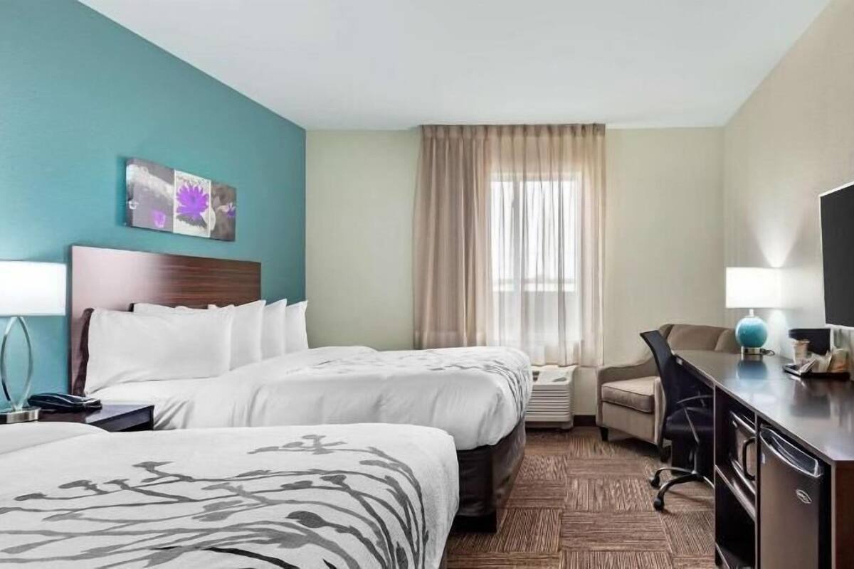Pillow-top beds, desk, iron/ironing board, free WiFi
