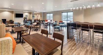 MainStay Suites Lancaster Dallas South