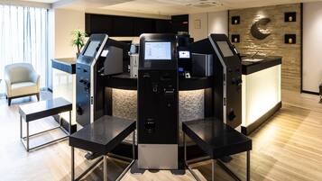 Khu sảnh