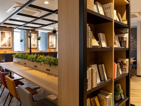 Petit déjeuner continental compris tous les jours