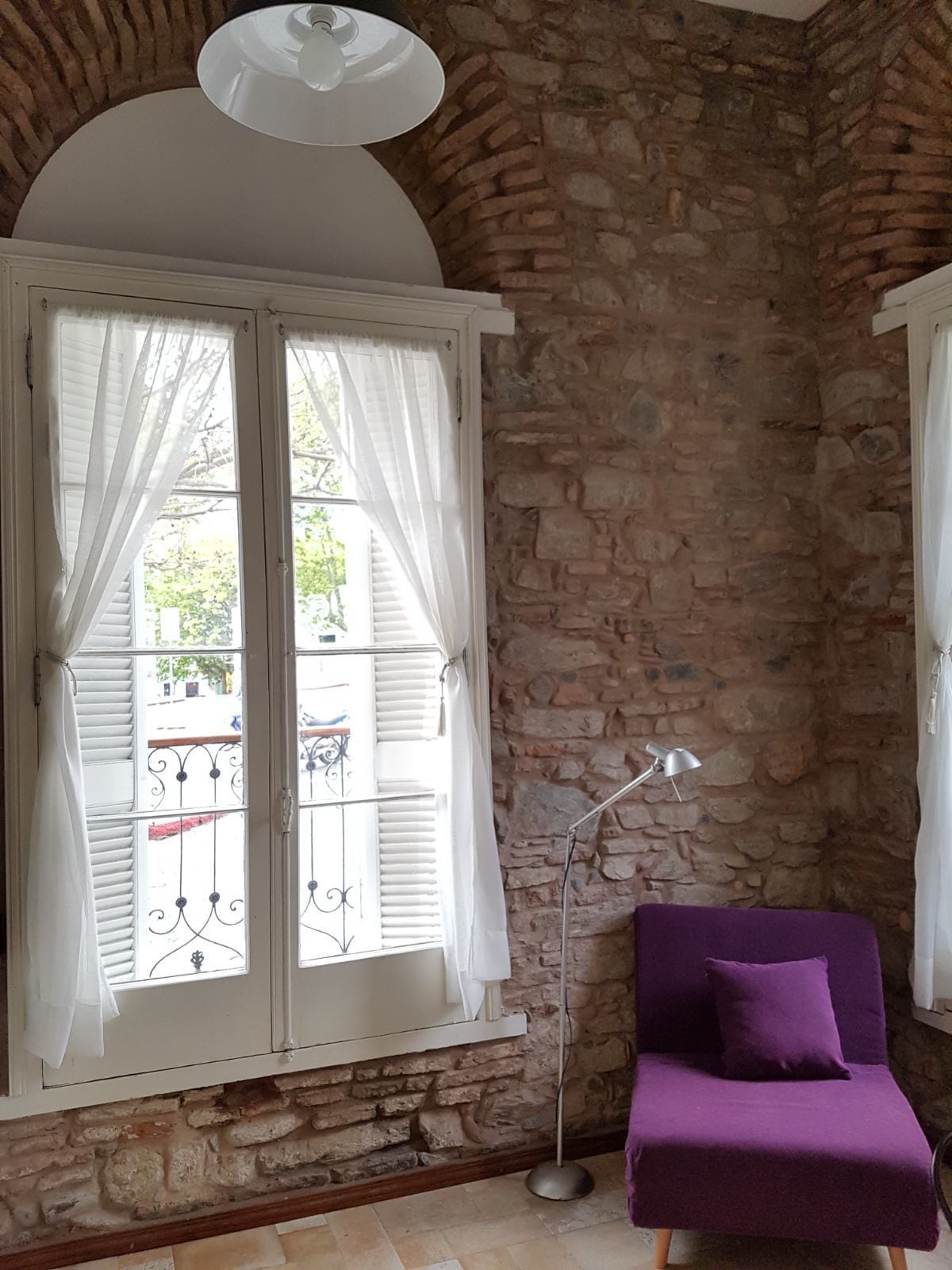 Senior-Apartment, 1 Queen-Bett und Schlafsofa, Nichtraucher, Stadtblick | Zustellbetten