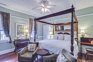 Room, 1 King Bed, Non Smoking | Individually decorated, individually furnished, free WiFi - Palmer's Pinckney Inn (Charleston)