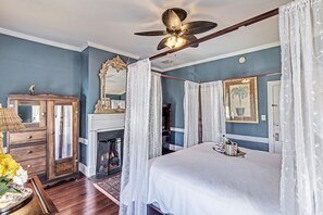 Room - Palmer's Pinckney Inn (Charleston)
