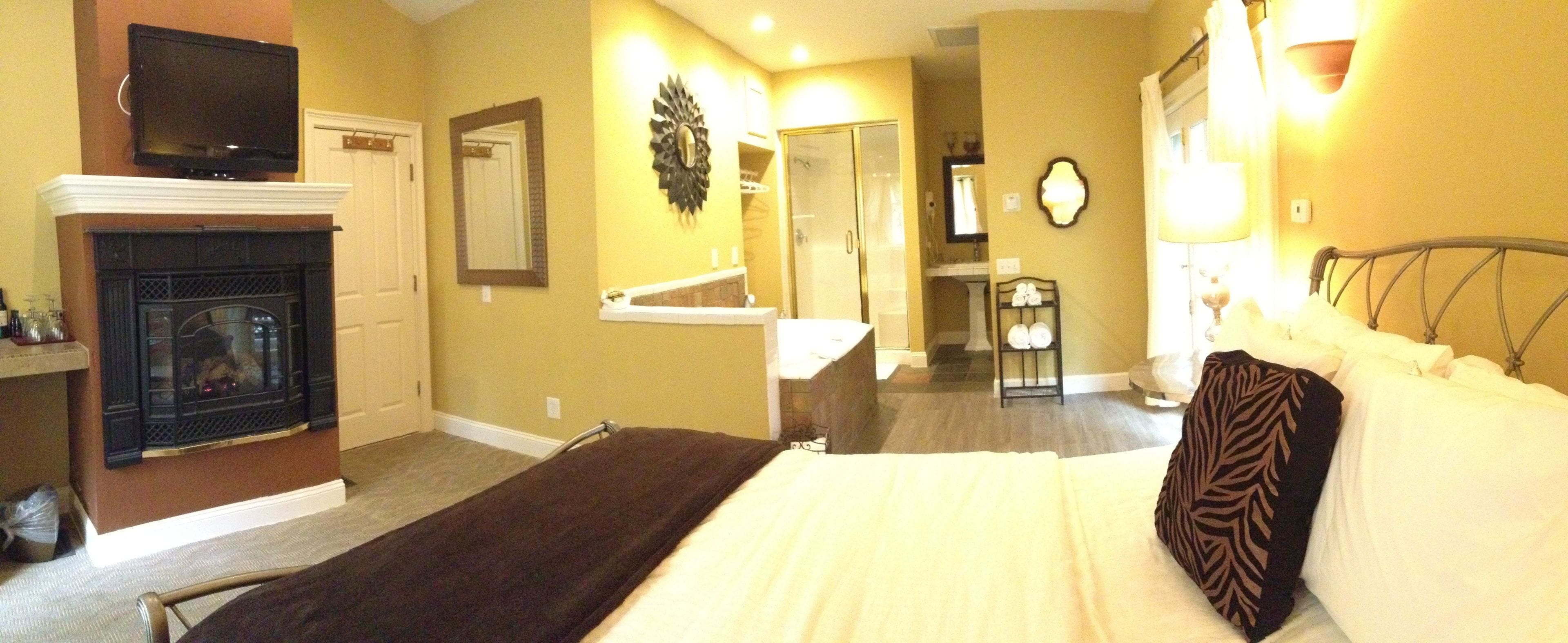 مكواة/لوح كي وواي فاي مجانًا وملاءات أسرّة