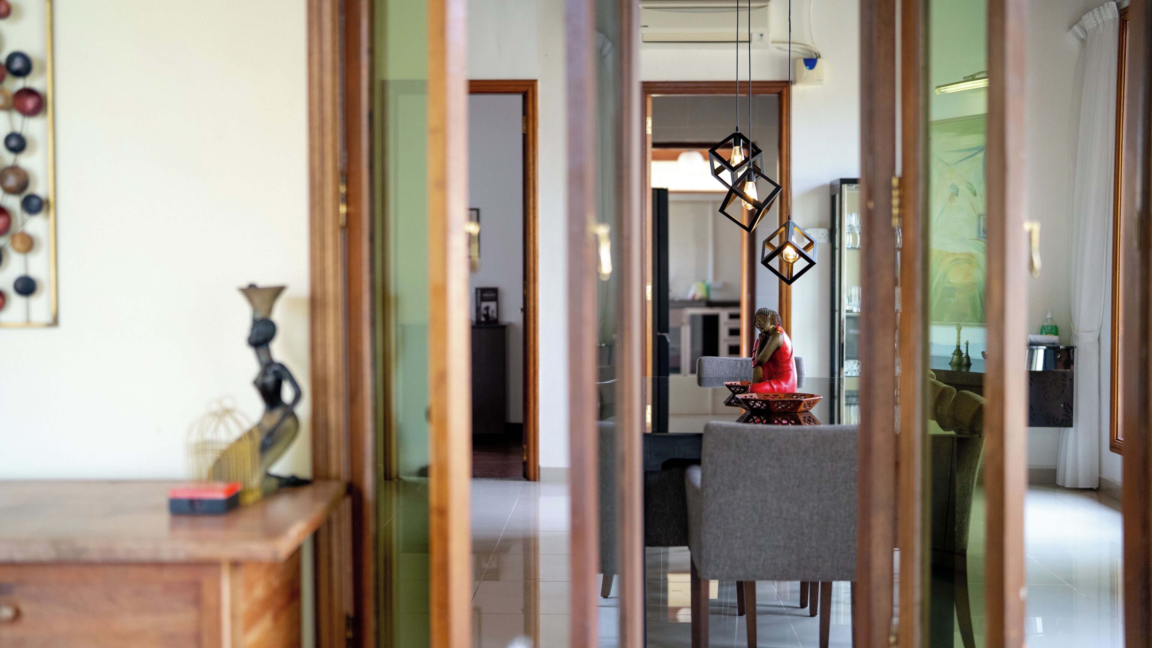 Villa, 4 Bedrooms | Dining room