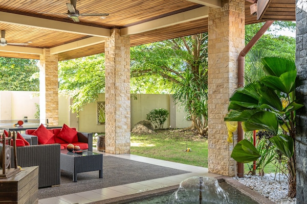 Villa, 4 Bedrooms | Terrace/patio