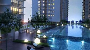 Outdoor pool - Allbes Accommodation Trefoil (Shah Alam)