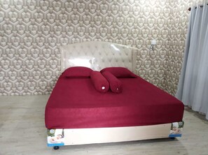 Deluxe-Zimmer, Raucher, Strandblick | Hochwertige Bettwaren, Minibar, Schreibtisch, WLAN