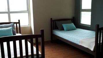 2 Bedroom Suite | 2 bedrooms, free WiFi